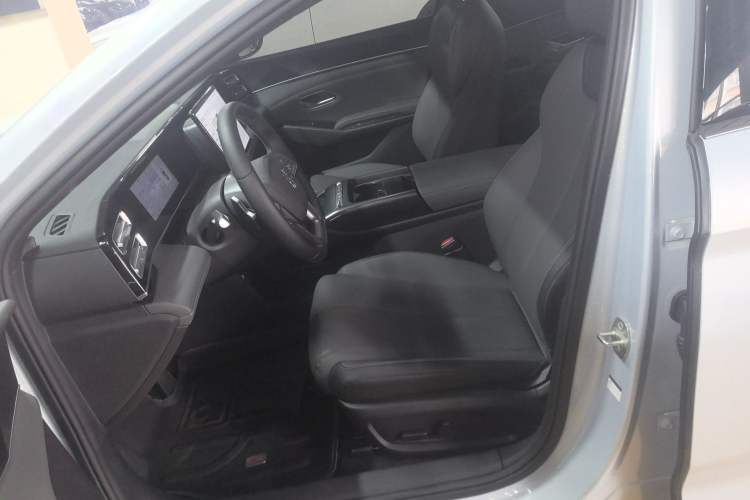 Used BYD Qin L 2026 DM-i 128KM Leading Edition Left Front Seat