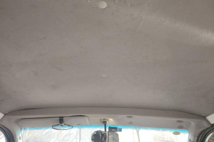 Used Jinbei Hiace King 2021 2.0L City Transport King Series Express Model Standard Top 6-Seater 1TZS