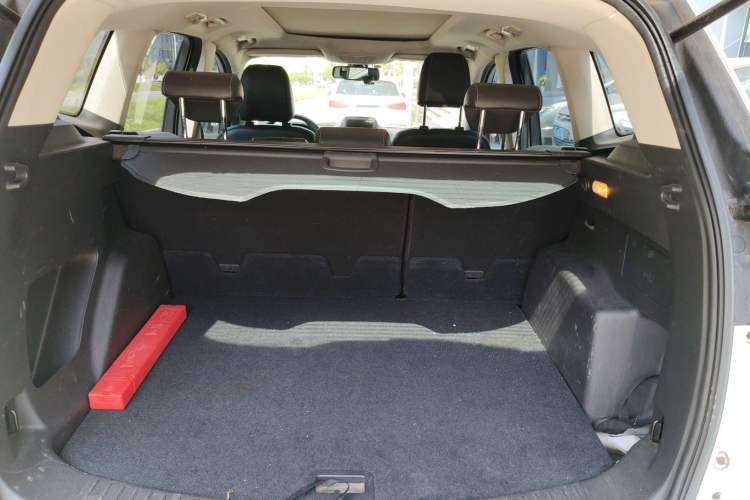 Used Ford Kuga 2013 1.6L GTDi Two-Wheel-Drive Trend Model
