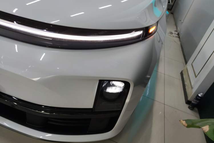 Used Li Auto L7 2025 Max Smart Refresh Edition Left Front Headlight