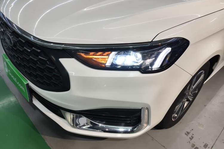 Used Ford Escort 2021 1.5L Automatic Diamond Edition Left Front Headlight