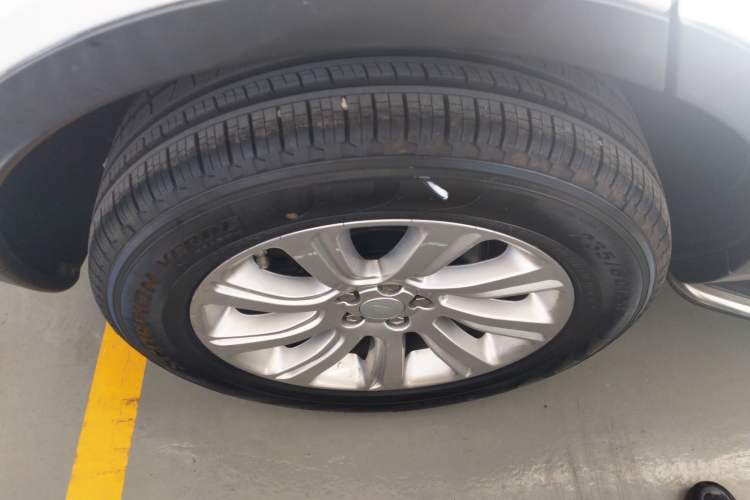 Used Land Rover Discovery Sport 2018 240 PS SE Version