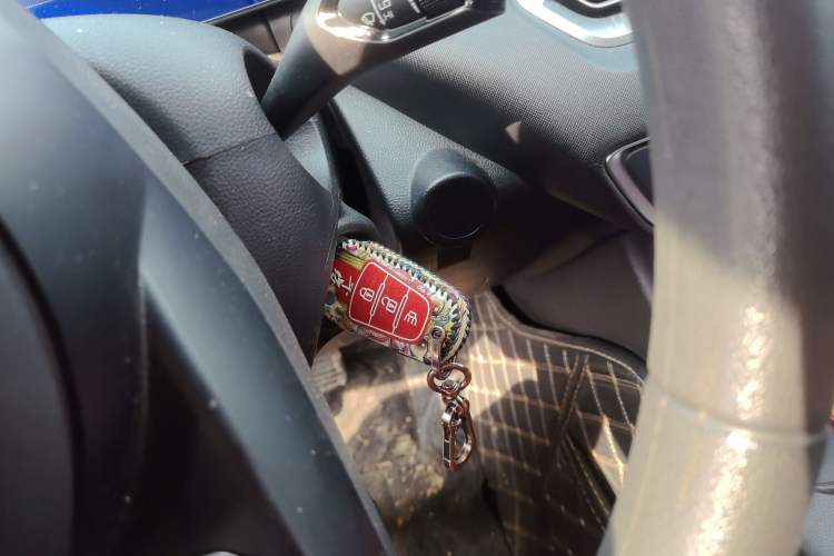 Used Great Wall King Kong Poer 2022 2.0T Manual Gasoline Two-Wheel-Drive Elite Version with Long Bed – GW4C20B Vehicle Key