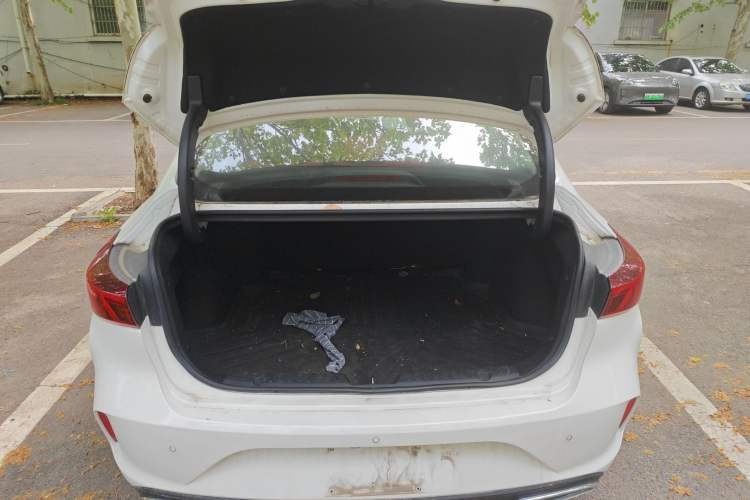 Used CHANGAN Eado 2020 PLUS Blue Whale NE 1.4T GDI DCT Flagship Model Trunk