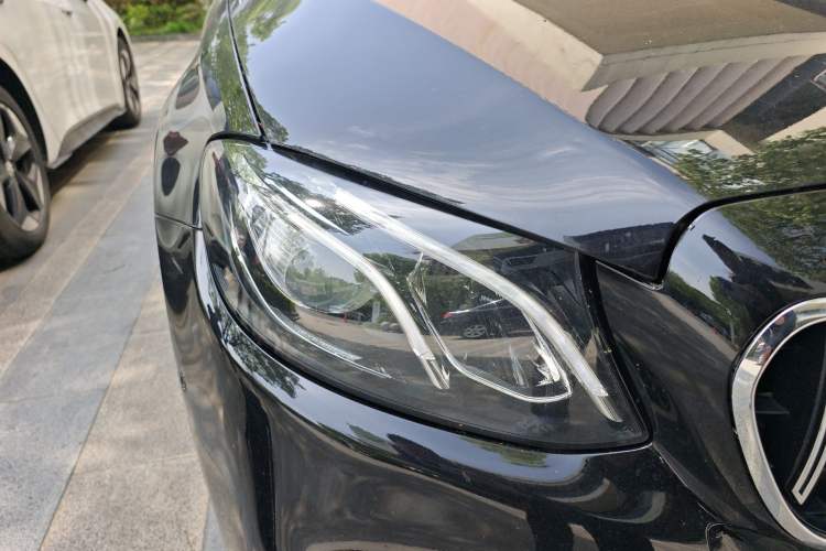 Used Mercedes-Benz E-Class 2018 Restyled E 300 L Sporty and Stylish Edition
