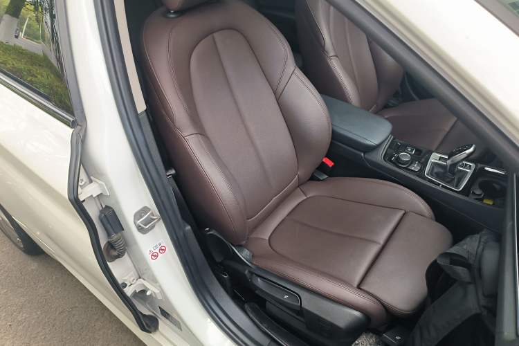 Used BMW 1 Series 2020 125i Leading Model M Sport Package
