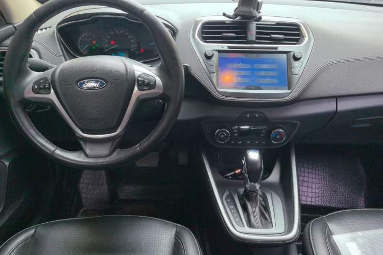 Used Ford Escort 2015 1.5L Automatic Fashion Model