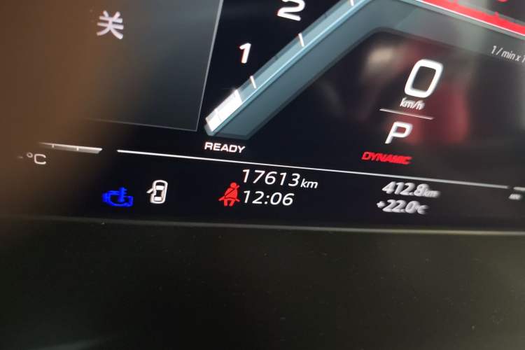 Used Audi S4 2023 S4 Avant 3.0TFSI Odometer Close Up