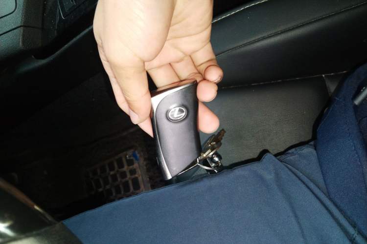 Used Lexus ES 2013 250 Elite Edition
