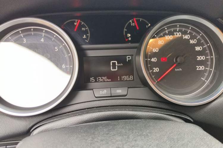 Used Peugeot 408 2015 1.2T Automatic Luxury Edition