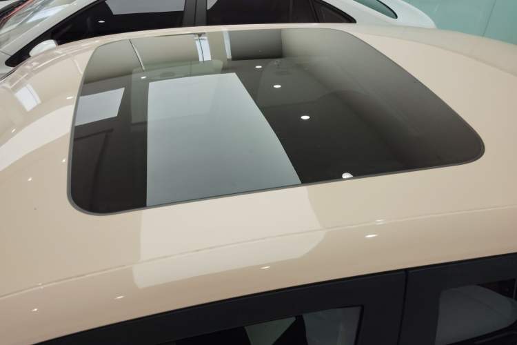 Used Leapmotor T03 2022 YAOJIN Edition Roof