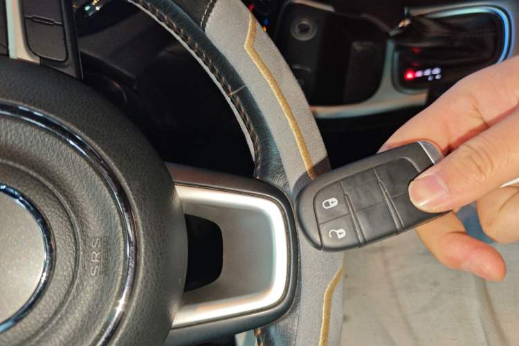 Used Jeep Compass 2017 200T Automatic Family Edition Vehicle Key