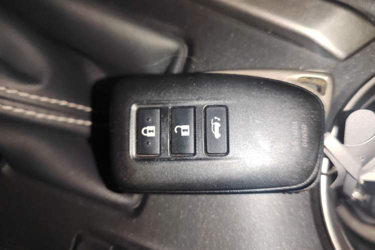 Used Lexus NX 2020 200 Front-Wheel Drive Vmotion Edition China VI Standard
