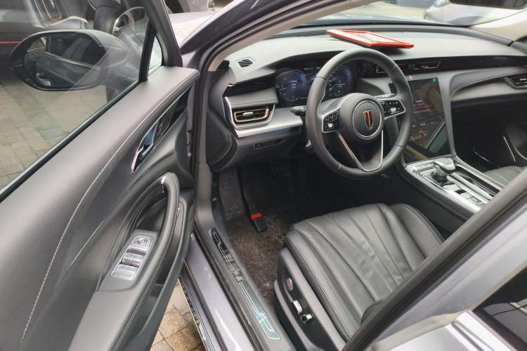 Used Hongqi H5 2023 2.0T Automatic Smart Connect Flagship Edition
