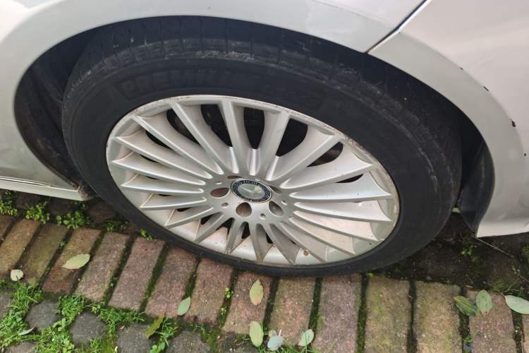 Used Mercedes-Benz E-Class 2015 Facelift E 200 L Sport Edition