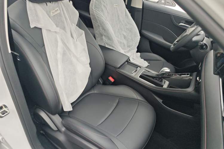 Used Roewe i5 2024 1.5L CVT Luxury Edition
