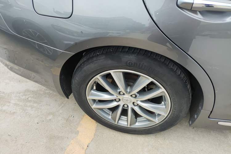 Used Infiniti Q50L 2018 2.0T Comfort Edition China VI Standard