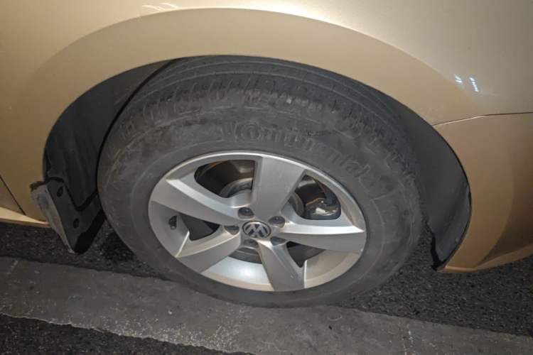 Used Volkswagen Lavida 2013 Revised Classic 1.6L Automatic Fashion Edition
