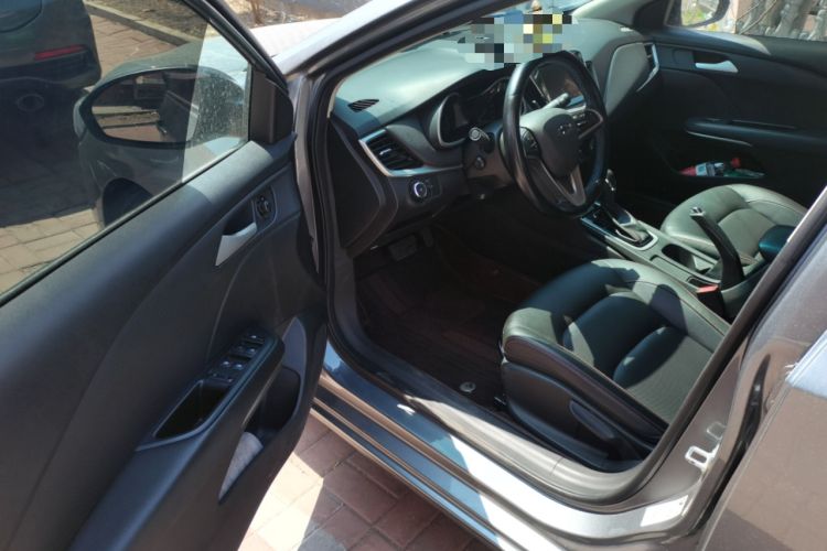 Used Chevrolet Monza 2019 Redline 320T Dual-Clutch Sporty Version China VI Standard Driver Seat