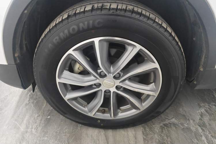 Used Geely Auto Emgrand X7 Sport 2018 1.8TD Automatic Two-Wheel Drive Smart Connect 4G Internet Edition Exterior 4