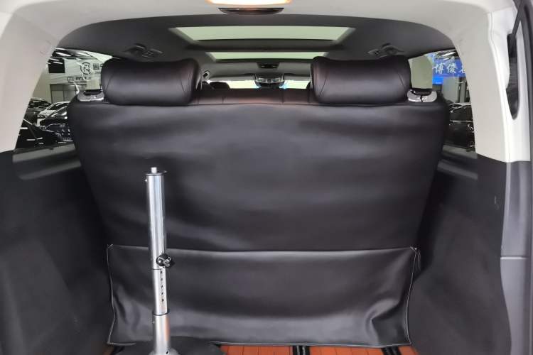 Used Mercedes-Benz V-Class 2017 V 260 L Prestige Extended Edition Trunk