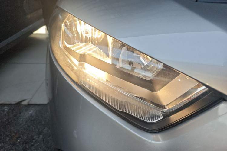 Used Mercedes-Benz A-Class 2019 A 180 L Sport Sedan Right Front Headlight