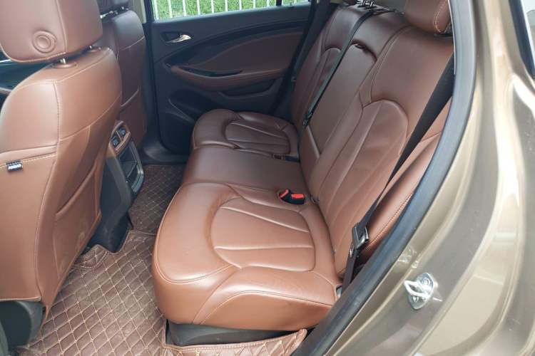 Used Buick Envision 2019 20T Two-Wheel Drive Luxury Version China V Standard Left Rear Seat