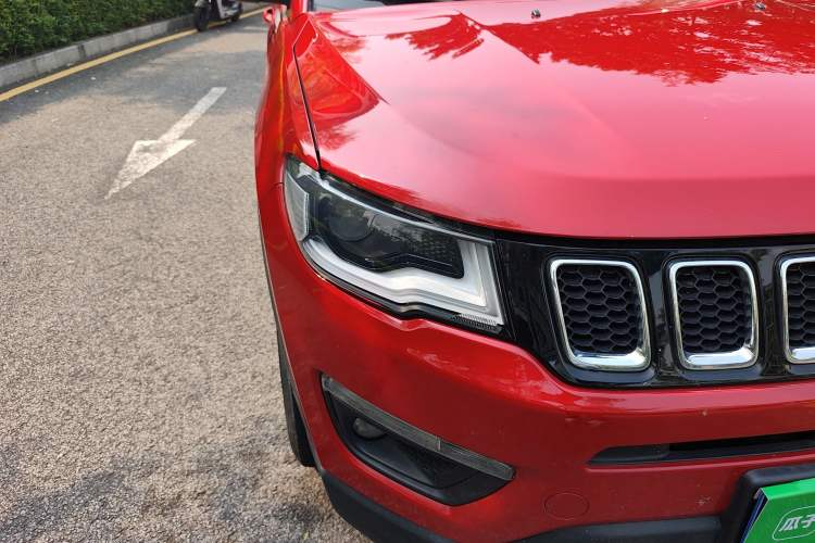 Used Jeep Compass 2020 220T Automatic Elite Edition Right Front Headlight