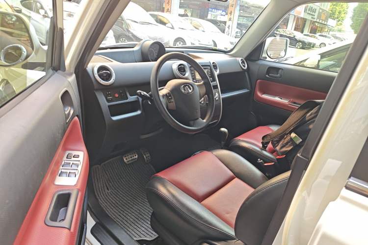 Used Great Wall M2 2012 1.5L CVT Urban Edition
