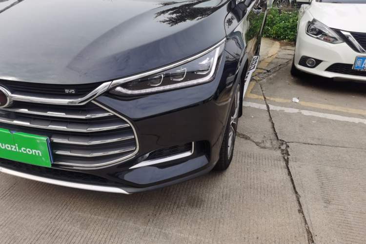 Used BYD Tang 2018 2.0T Automatic Smart Connect Prestige 7-Seater China V Standard