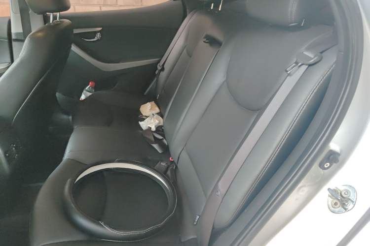 Used Hyundai Elantra (5th Generation / Langdong) 2013 1.6L Automatic Luxury Model