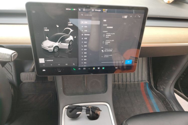 Used Tesla Model Y 2022 Long-Range All-Wheel-Drive Version
