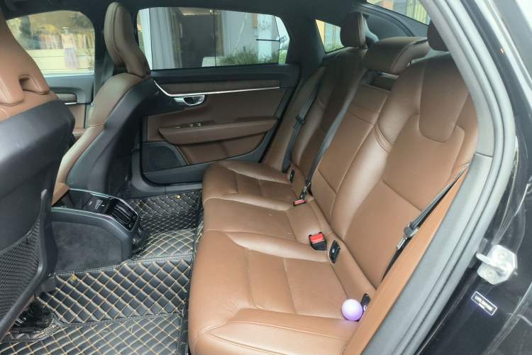 Used Volvo S90 2021 B5 Zhiyuan Luxury Edition
