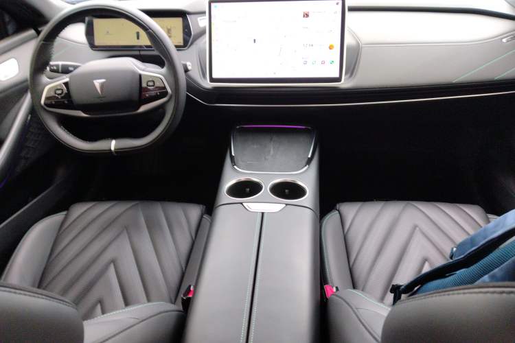 Used Deepal SL03 2023 200Max Range-Extended Version Center Console