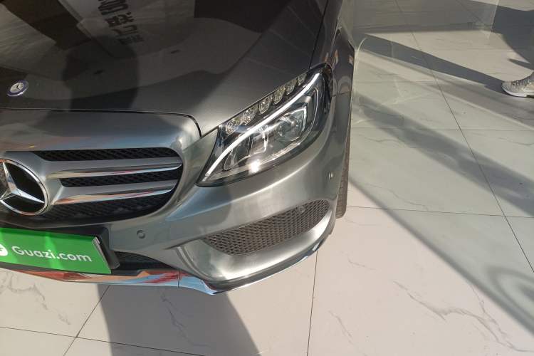 Used Mercedes-Benz C-Class 2017 C 200 station wagon
