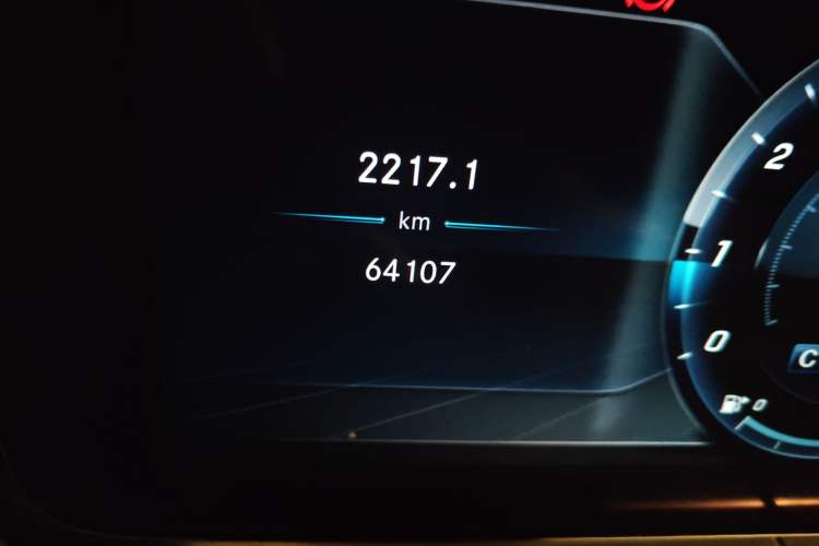 Used Mercedes-Benz E-Class 2018 Facelift E 200 L Sport Edition