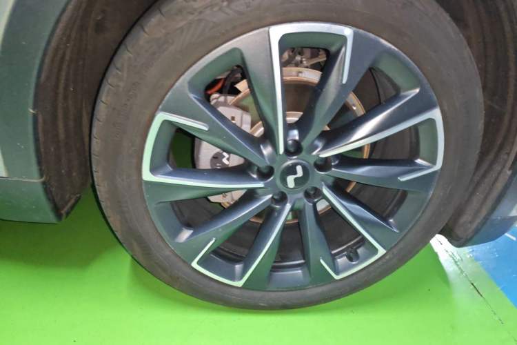 Used ONVO L60 2024 60 kWh Rear-Drive Version