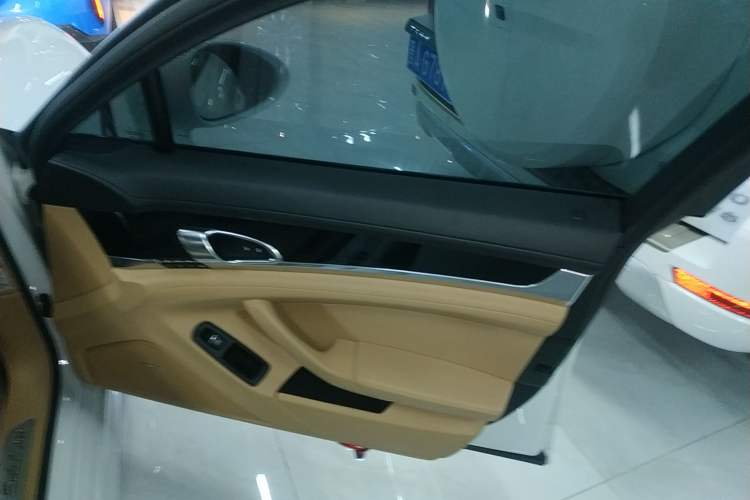 Used Porsche Panamera 2013 Panamera 4 Platinum Edition 3.6L