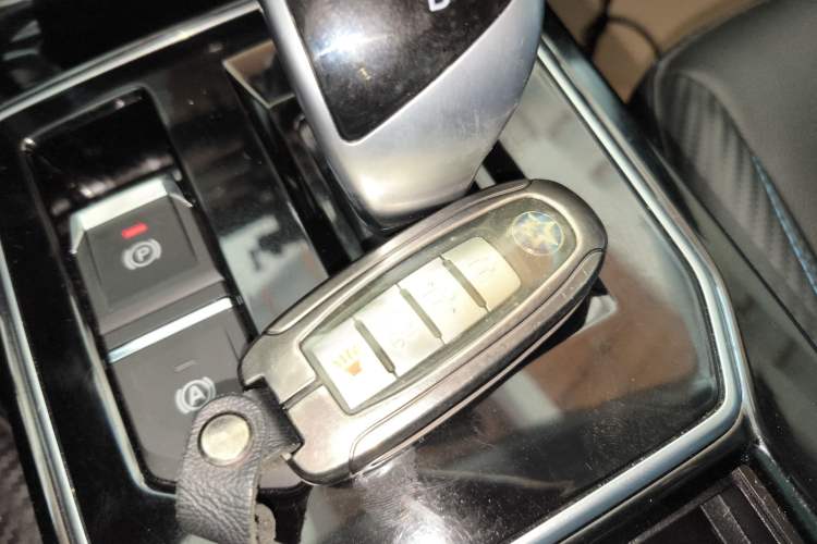 Used Venucia D60EV 2022 Standard Range Smart Drive Version Vehicle Key