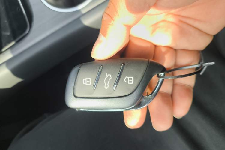 Used Roewe D7 2025 DMH 125km World Champion Excellence Edition Interior 1