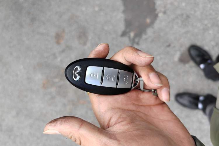 Used Infiniti Q50L 2018 2.0T Enjoyment Version China VI Standard
