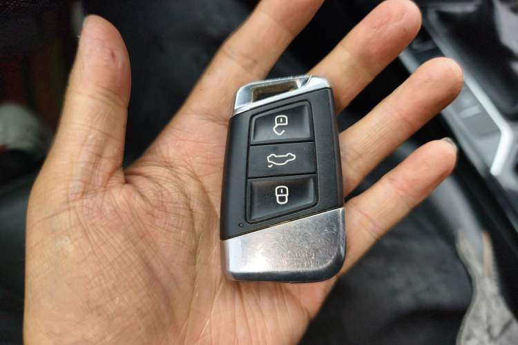 Used Volkswagen Passat 2020 330TSI Elite Edition China VI
