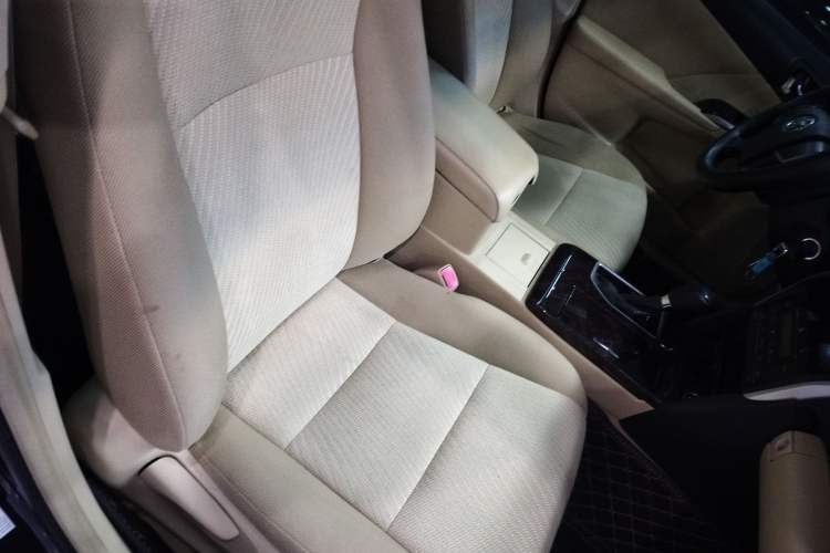 Used Toyota Camry 2016 2.0E 10th Anniversary Elite Edition