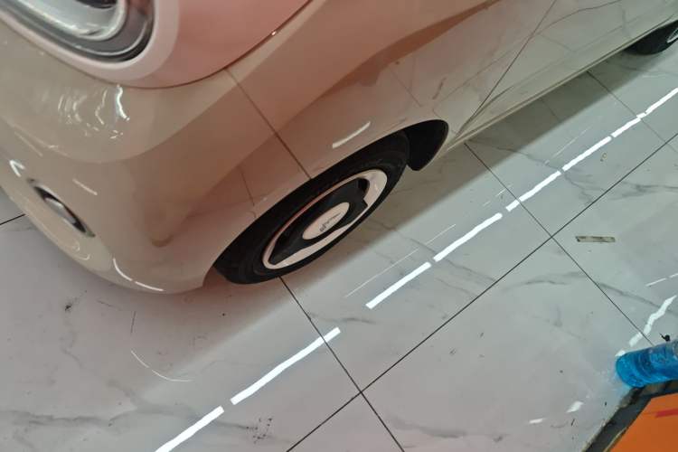 Used Wuling Hongguang MINIEV 2024 3rd Generation 215km Youth Edition
