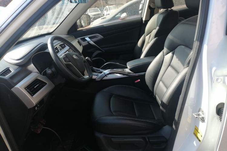 Used Geely Auto Emgrand X7 Sport 2016 1.8TD Automatic Smart Connectivity Version
