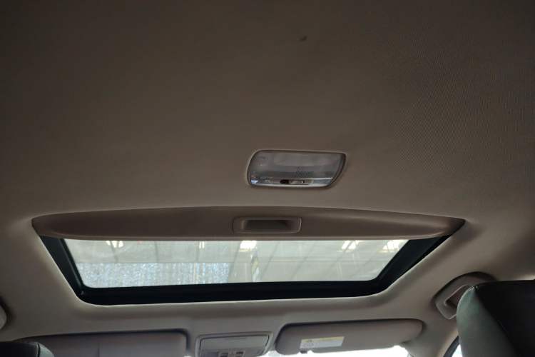 Used Honda CR-V 2016 2.0L two-wheel drive Urban Edition
