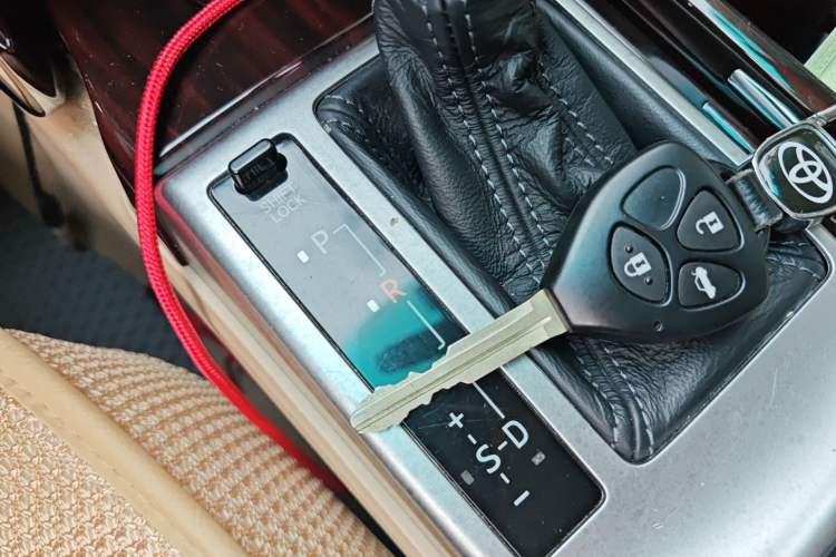 Used Toyota Reiz 2010 2.5V Fengdu Elite Edition Vehicle Key