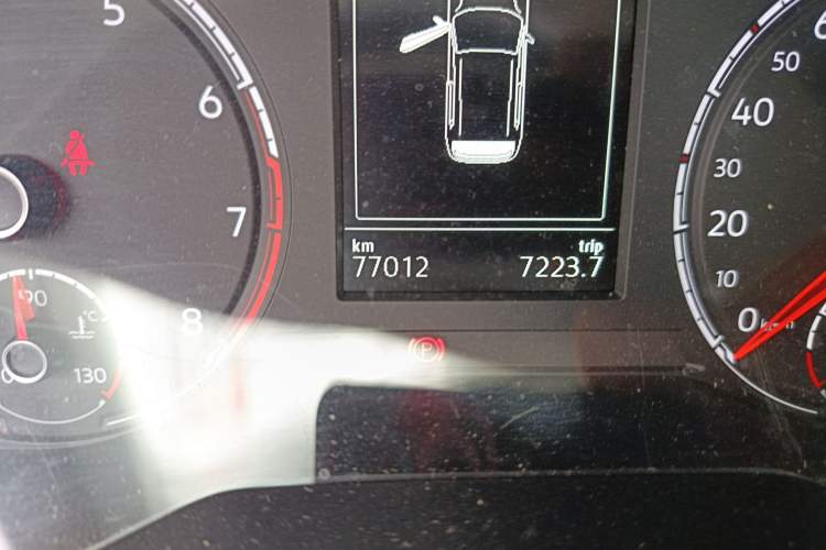 Used Volkswagen T-Cross 2020 280TSI DSG Comfort Edition Odometer Close Up