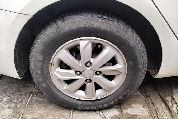 Used Kia K2 2015 Sedan 1.4L Automatic GLS
