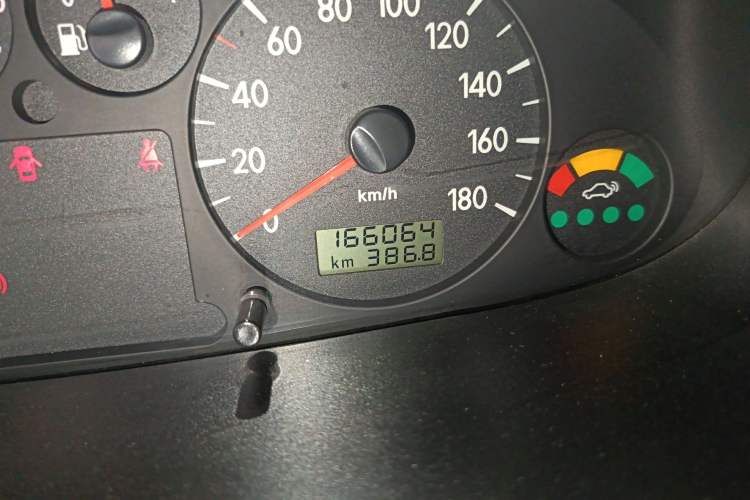 Used JAC Group Refine 2012 2.0L Timeless Edition HFC4GA3 Odometer Close Up